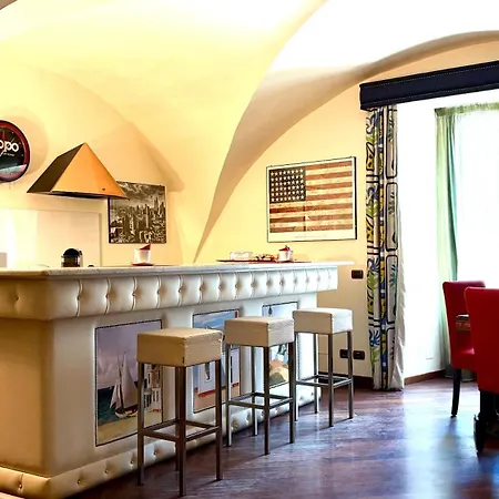 Loft Piazza Universita Apartment *