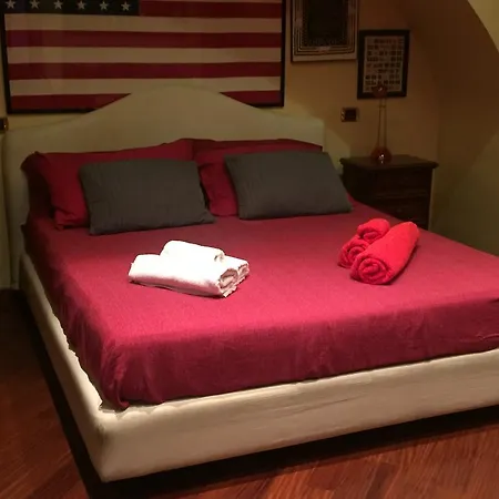 Loft Piazza Universita Apartment
