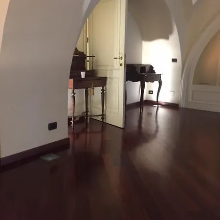 Loft Piazza Universita Apartment